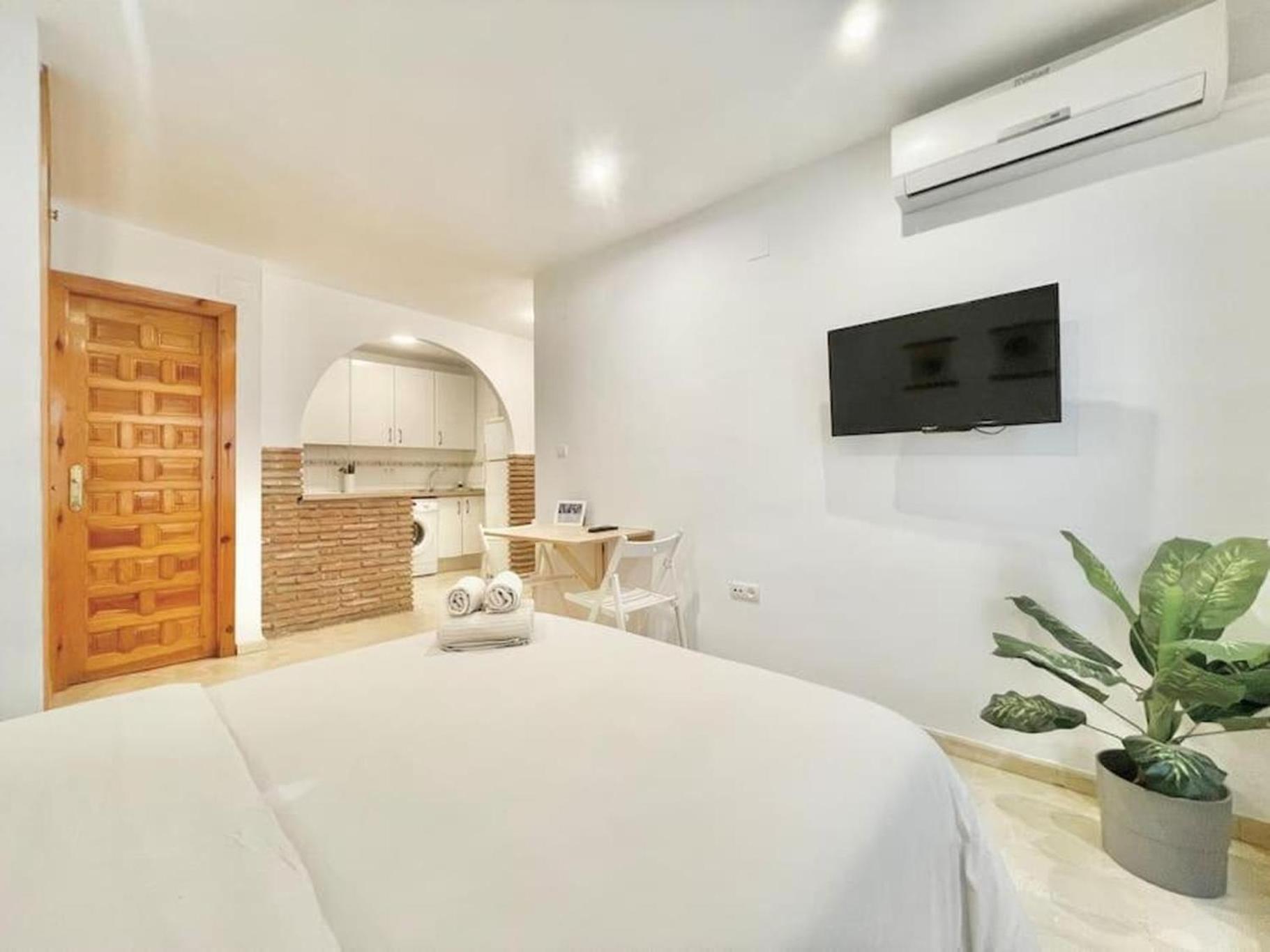 Elvira Urban Living - Granada Centro Apartman Kültér fotó
